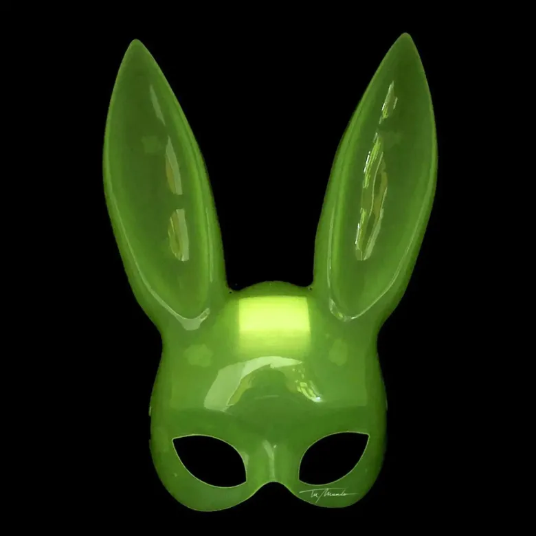 Karanlıkta Parlayan Fosforlu Tavşan Maskesi – Glow Bunny Masquerade Maske (32x22 Cm)