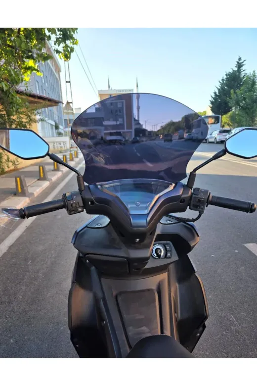 Küba Arome 125 Ön Cam 2022-2026 Model 43cm Siyah Renkli KISA CAM