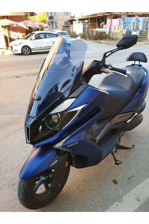 Kymco Downtown 250i Ön Cam 2016-2026-2026 Model 61cm Füme Renkli 4mm ORİJİNAL BOYLU