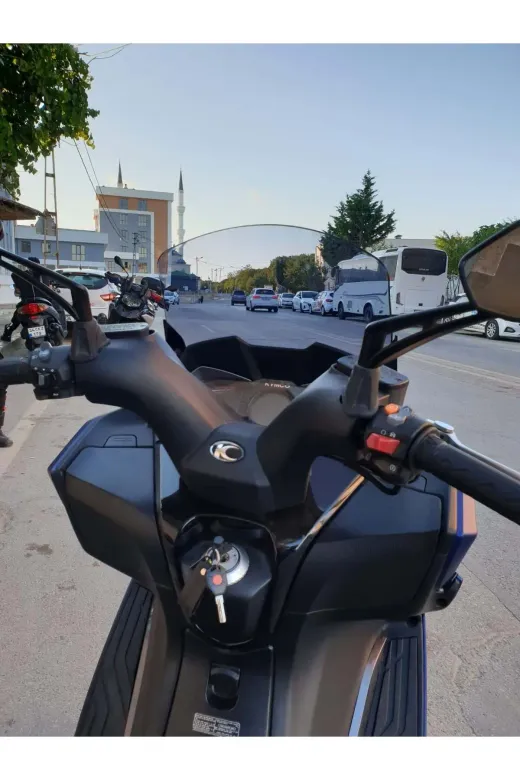 Kymco Downtown 250i Ön Cam 2016-2026-2026 Model 61cm Füme Renkli 4mm ORİJİNAL BOYLU