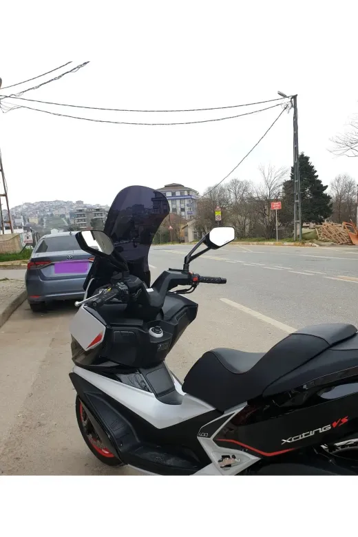 Kymco Xciting VS 400 Ön Cam 2023-2026 Model 66cm Siyah Renkli 4mm