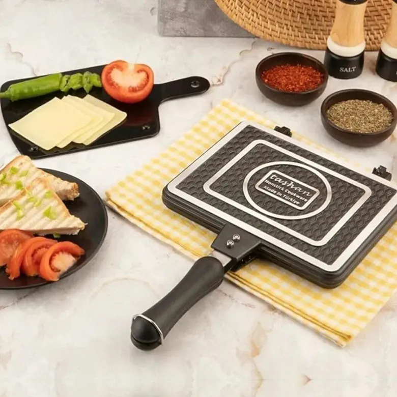 Lüx Emzikli İç Dış Granit Tost Makinası TR-34-098760