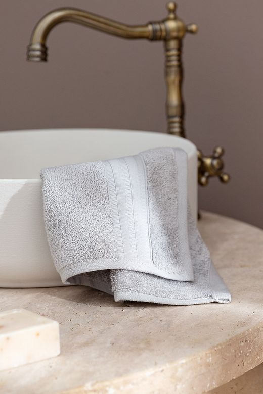 Madame Coco 8684427029466 Martha Yüz Havlusu (Tencel™) - Açık Gri - 50X80 Cm