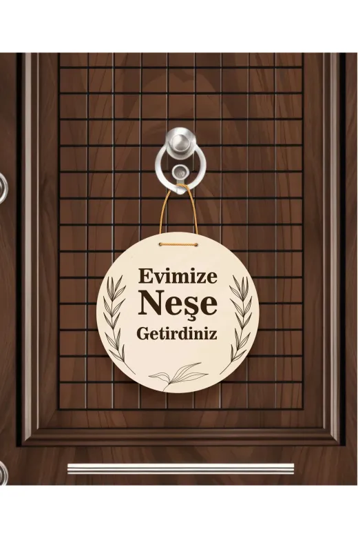 M&H Quality 465150000 Gül Desenli Kalp Figürlü "evimize Neşe Getirdiniz" Kapı Süsü | 22.5 Cm Mdf | Halat Askılı