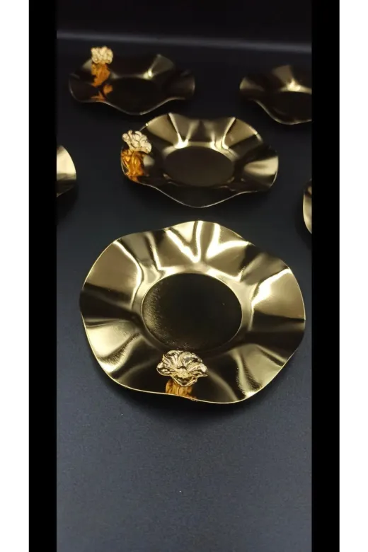 Mineli-Aşk atkcaytb12 Metal Gold Çiçek Detayli 6' Lı Çay Tabağı