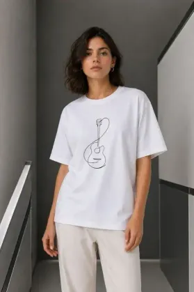 Minimal Gitar Baskılı Tişört T-Shirt Yazlık Kısa Kol Bisiklet Yaka T-Shirt - Beyaz - M - Beyaz