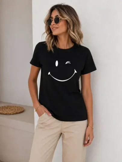 Minimal Gülümseyen Yüz Baskılı Tişört Kısa Kol Yazlık T-Shirt - Siyah - M - Siyah