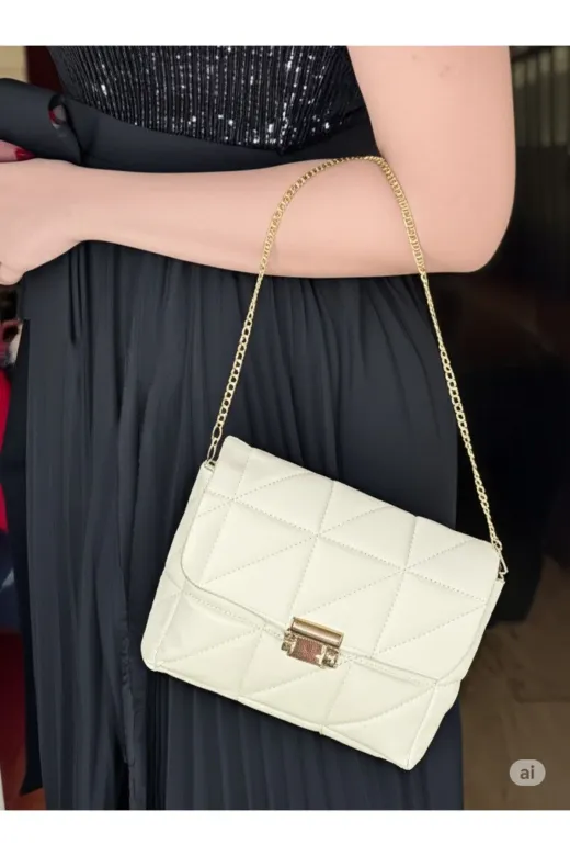 Moda West KP8355652544 Kapitone Desenli Zincir Askılı Kilitlenebilir Kadın El Ve Omuz Çantası