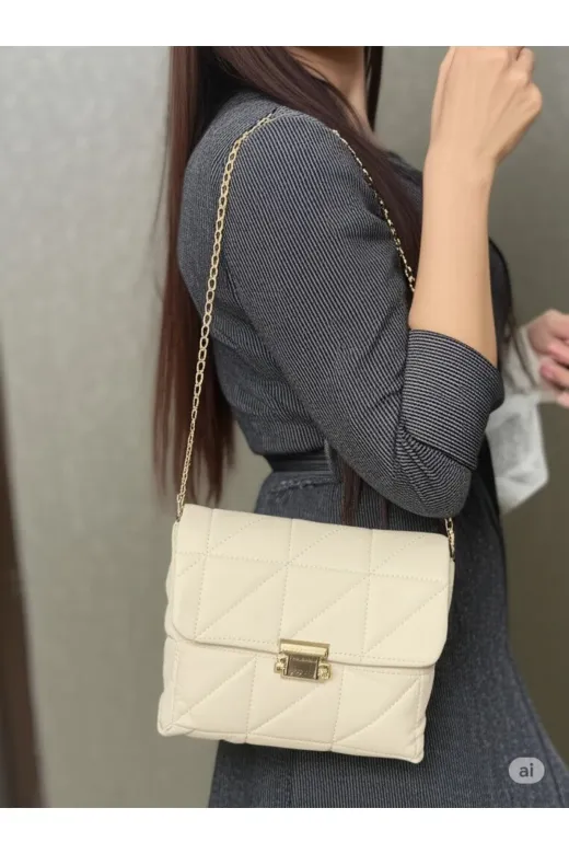 Moda West KP8355652544 Kapitone Desenli Zincir Askılı Kilitlenebilir Kadın El Ve Omuz Çantası