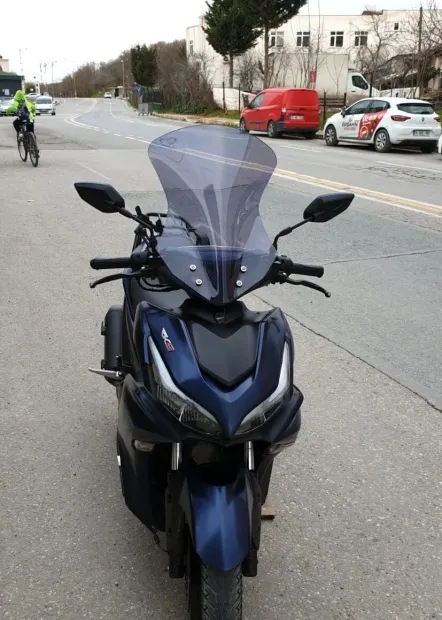 MOTOCAM Abush Benice A-150 Ön Cam 2023-2026 Model 54cm Füme Renkli Sportif Model