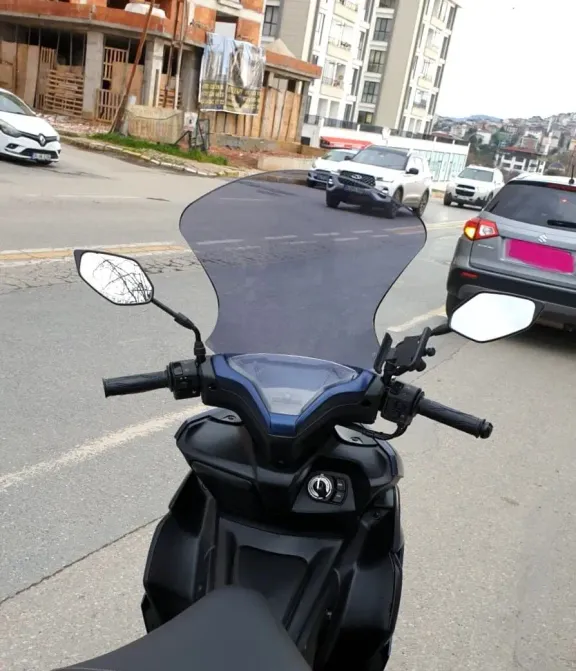 MOTOCAM Abush Benice A-150 Ön Cam 2023-2026 Model 54cm Füme Renkli Sportif Model