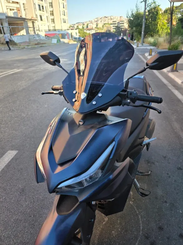 MOTOCAM Kuba Vizy 50 Ön Cam 2025-2026 Model 43cm Siyah Renkli SPORTİF
