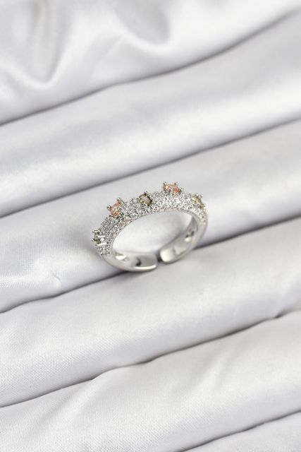 nolva BYK3863-BLNC Pirinç Gümüş Renk Zirkon Taşlı Vintage Kadın Yüzük Çok Renkli