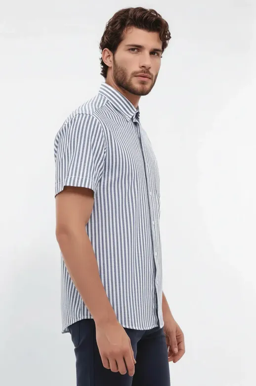 Normal Kesim Çizgili Kısa Kollu Beyaz Gömlek - Wessi - L / Navy Blue