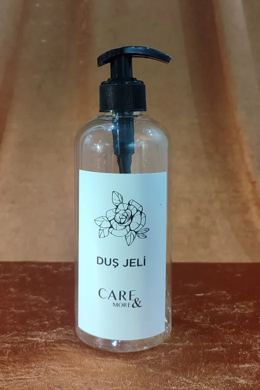 otel bukleti siseset3buklet345 3Lü Amber Banyo Seti Şampuan Duş Jeli Vücut Losyonu Etiketli Plastik Şişe 500 Ml