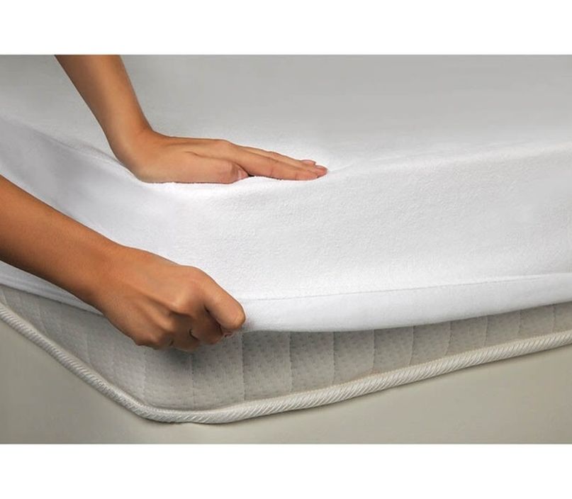 Özdilek Fitted Sıvıyı Hapseden Pamuklu Çift Kişilik Sıvı Geçirmez Havlu Alez (150x200)