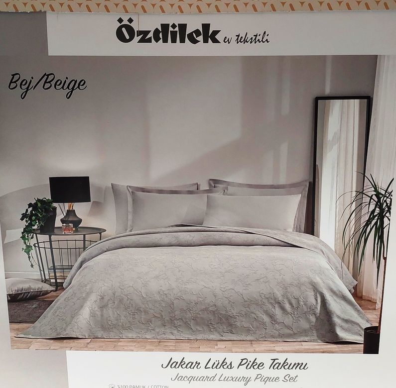 Özdilek Rf -Bej- Jakar Lux (Z) Tek Kişilik Pike Takımı (2 Yastık Kılıflı)