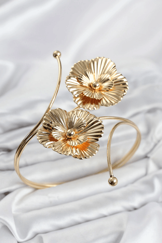Pazu Bileklik Gold Renk Pirinç Çiçek Model
