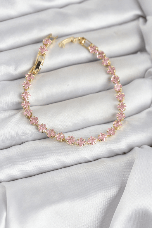 Pembe Kare Zirkon Taşlı Gold Renk Pirinç Su Yolu Kadın Bileklik