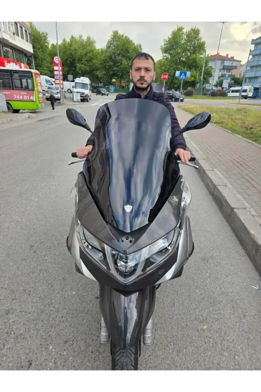 Piaggio X10 350 Ön Cam 2011-2017 Model 73cm Siyah Renkli 4mm