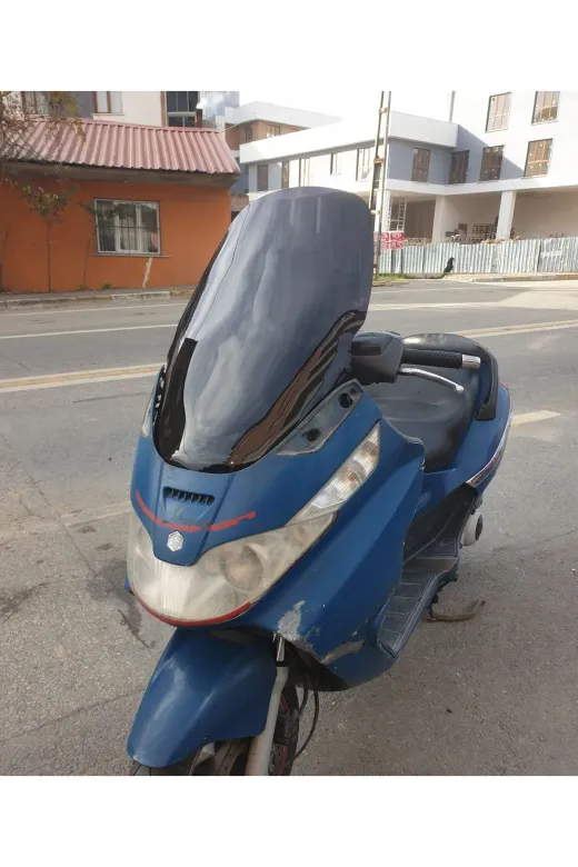 Piaggio X8 200 Ön Cam 2004-2006 Model 70cm Siyah Renkli 4mm