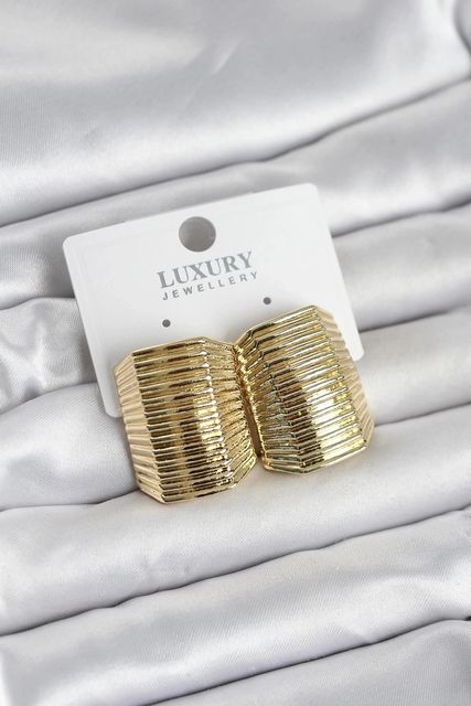 PRATİKOBA MEYEB69d615526d181b6ee200a3e4-BLMY Mey İthalat Gold Renk Pirinç Vintage Esintili Statement Küpe Çok Renkli