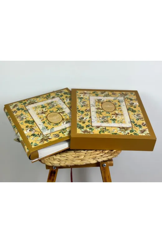 Rabsev RS-6506 10X15Cm 500 Fotoğraf Kapasiteli Kutulu Çiçek Desenli Lüks Ofset Fotoğraf Albümü