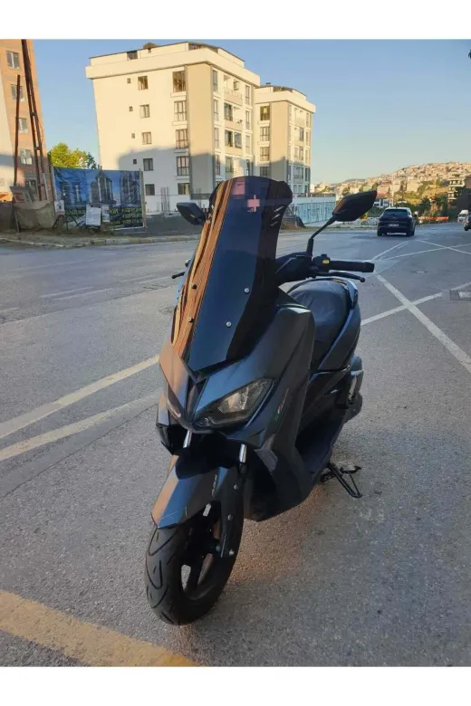 RKS Grace 202 Ön Cam 2022-2026 Model 65cm Siyah Renkli 4mm ORTA BOYLU