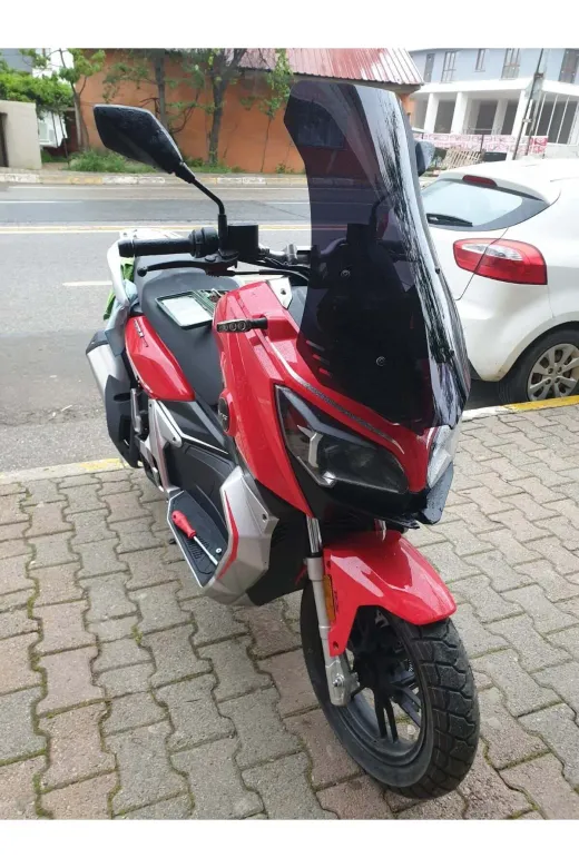 RKS Reale 125 Ön Cam 2023-2026 Model 75cm Siyah Renkli 4mm UZUN