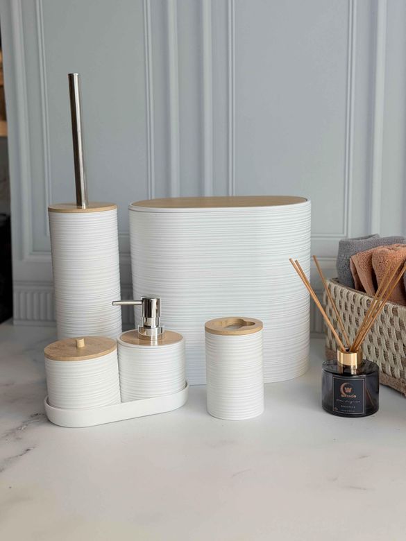 ROSSEV ban65404102 Akrilik 5 Parça Bambu Kapak Beyaz Banyo Seti