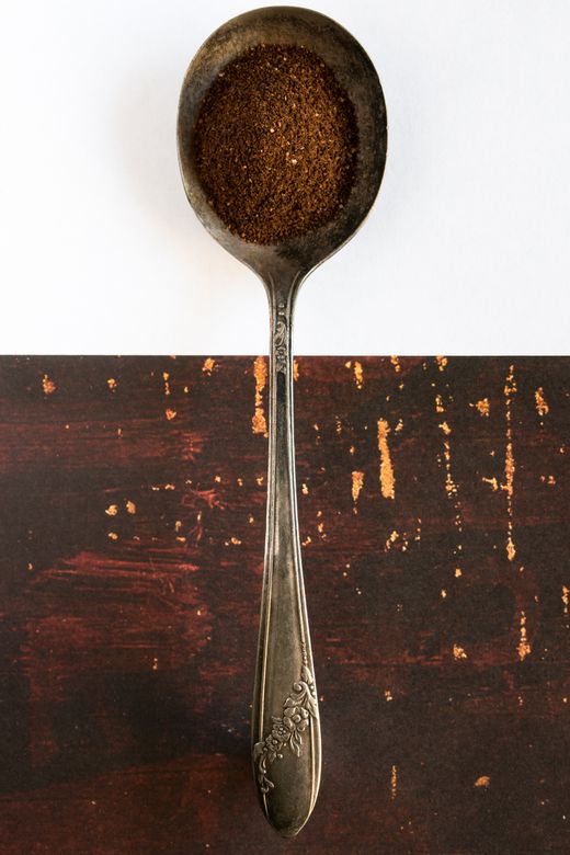 ROYAL BAHARAT RT-RYL-HMR14621 Çekilmiş Karanfil Deluxe Seri Organik Lezzetli 100 Gr