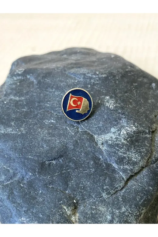 SANAT TACİRİ 45901413187R7 Vintage Atatürk Rozeti Bayrak Ve Atatürk Temali Rozet