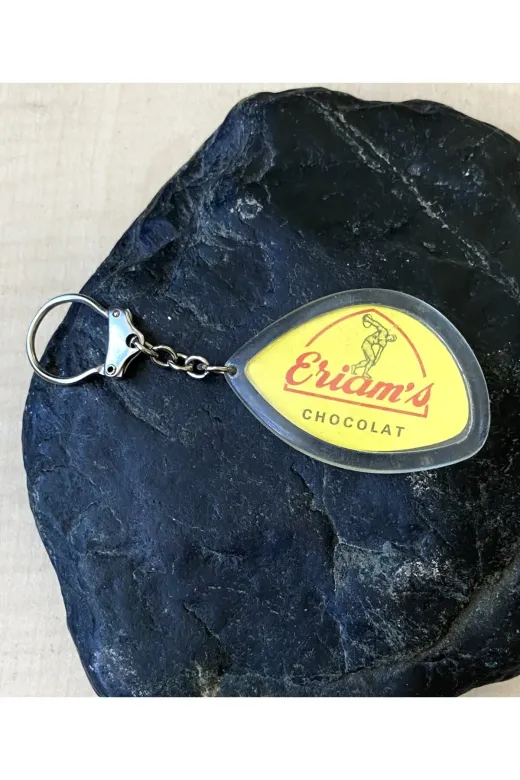 SANAT TACİRİ EK75RT2F34HH Vintage Eriam's Chocolot Yazili Plastik Anahtarlik