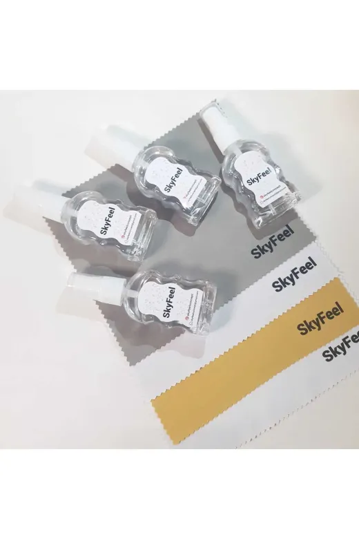 SkyFeel TYBM3TSVTHKRDC7988 Gözlük Temizleme Spreyi 4 Adet + Mikrofiber Gözlük Temizleme Bezi 4 Adet