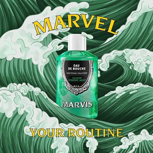 ST25070402 Marvis Ağız Bakım Suyu Classic Strong Mint 400 Ml