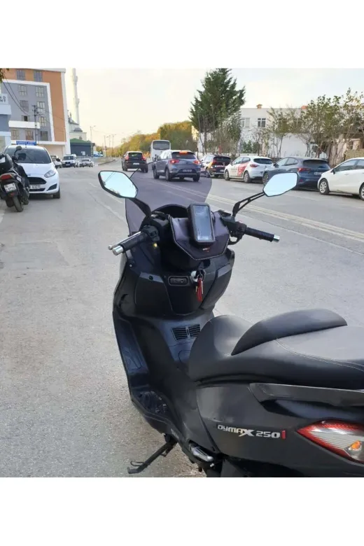 SYM Joymax 250 İ Ön Cam 2013-2016 Model 54cm Füme Renkli 4mm SPORTİF