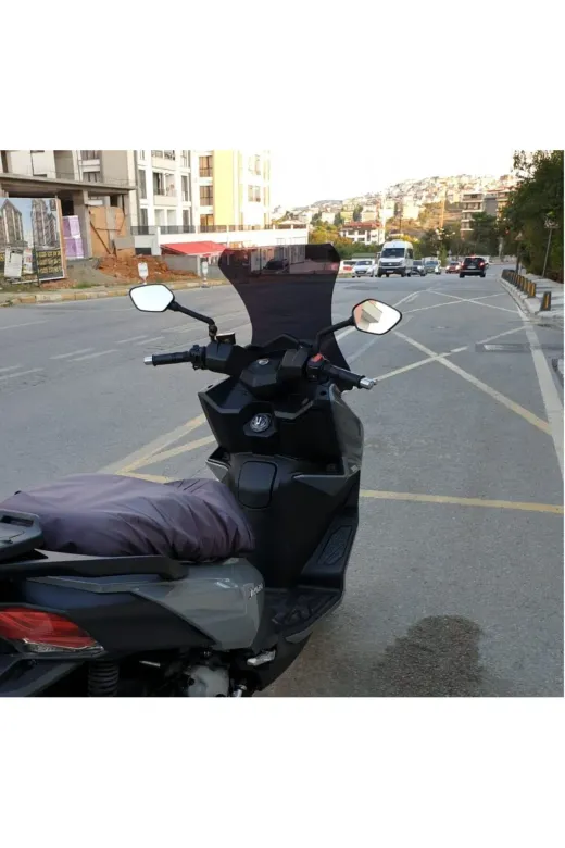 SYM Joyride 300 Ön Cam 2023-2026 Model 65cm Siyah Renkli 4mm ORTA BOYLU