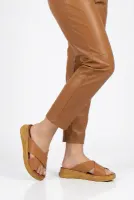 Taba Çapraz Bantlı Kadın Düz Terlik