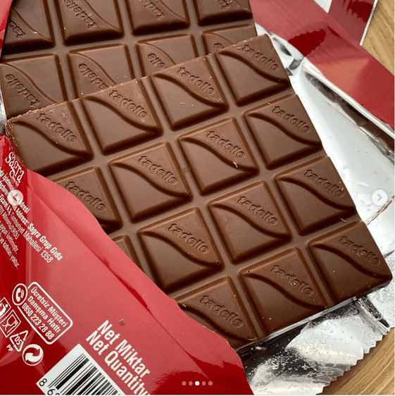 tadellehazelnut01 Tadelle Fındıklı Bol Sütlü Tablet Çikolata 60 G