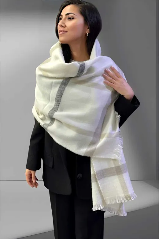 UTŞ152536 Kadın Yumuşak Dokulu Ekru- Gri Çizgili Omuz Şalı Atkı ( 70Cm X 180Cm )
