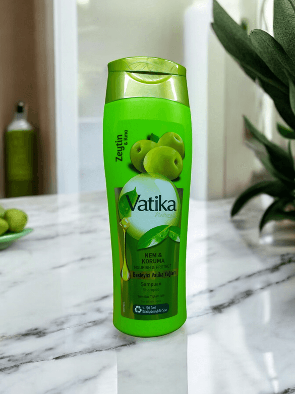 Vatika FT254400TR Naturals  Nem & Koruma Zeytin & Kına Özlü Şampuan  400Ml (Tüm Saç Tipleri Için)
