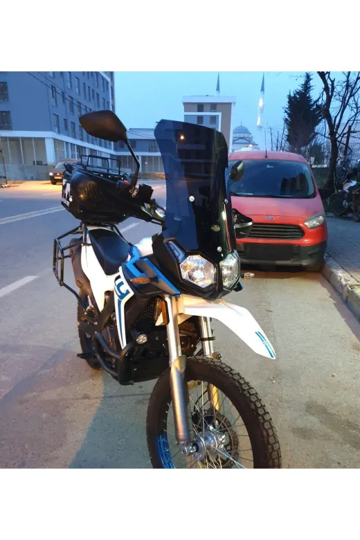 Voge Rally 250 Ön Cam 2022-2026 Model 51cm Siyah Renkli 4mm