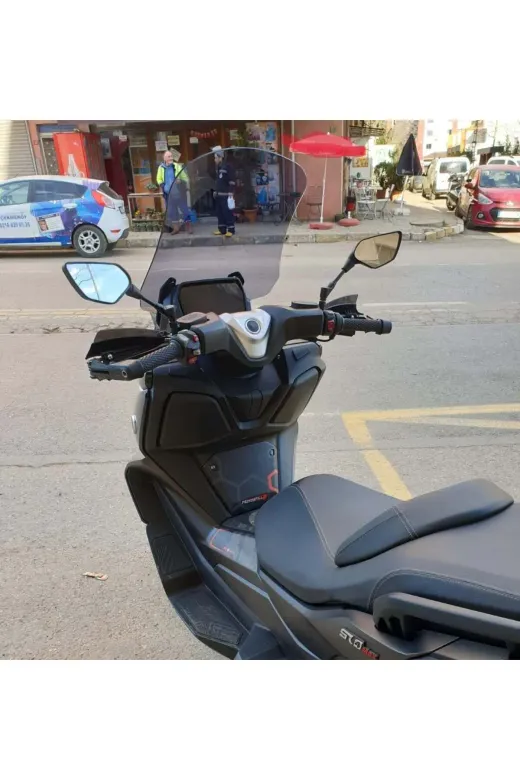 Voge SR4 Ön Cam 2022-2026 Model 78cm Füme Renkli 4mm UZUN