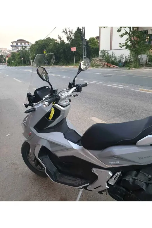 Wow 150 Ön Cam 2023-2026 Model 65cm Şeffaf Renkli 4mm ORTA BOYLU