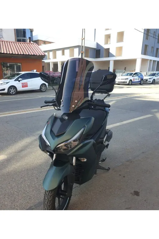 Yamaha Mio Aerox 125 Ön Cam 2023-2026 Model 54cm Siyah Renkli 4mm