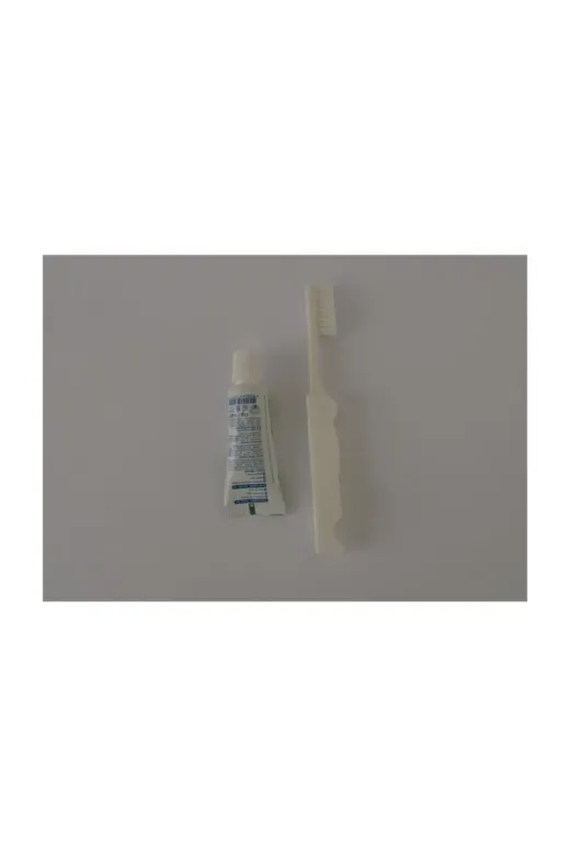 Yazoo Buklet 8682397541254 50 Adet Katlanır Diş Fırçası Diş Macunu 17 Gr Ikili Set, Otel Tipi, Seyahat Diş Fırçası