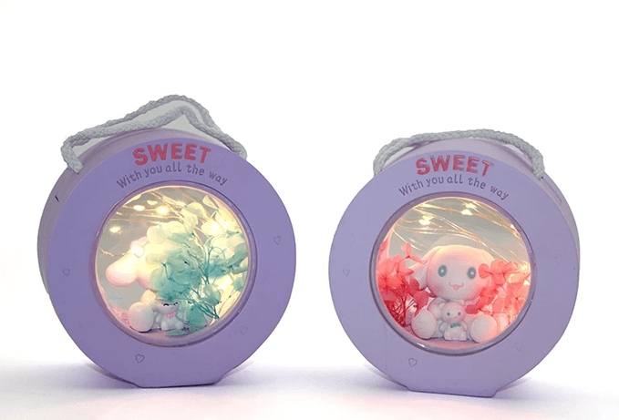 YNT İthalat KH-ALK1619 Polyester Hello Kitty Cinnamoroll Masa Üstü Lamba Alk1619