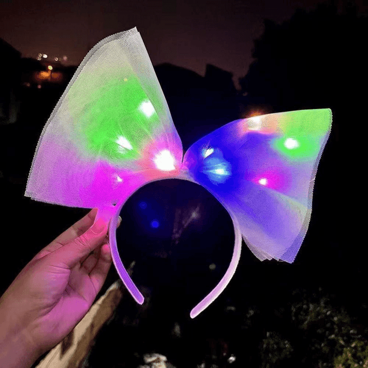 YNT İthalat SM-SMR-D098-BEYAZ Rengarenk Led Işıklı Fiyonk Şekilli Tül Parti Tacı Beyaz Renk 25X25 Cm