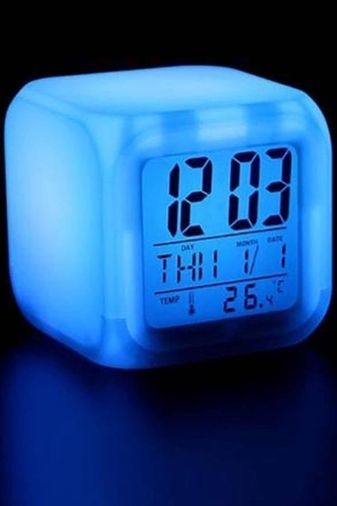 1001Hediye 57855210123806680184975 7 Renk Değiştiren Gece Lambası Masa Saati Alarm Termometre Özellikli Yeni Nesil Akıllı Masa Saati Diğer