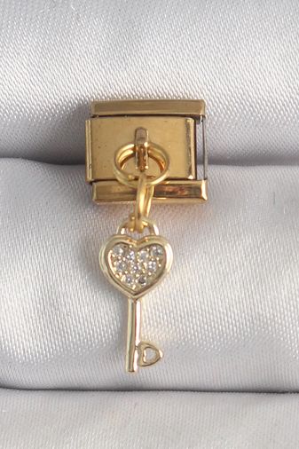 316L Çelik Gold Renk Sallantı Zirkon Taşlı Kalpli Anahtar Model Nomination Charm